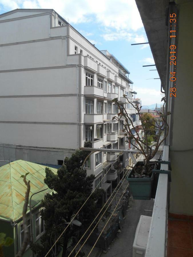 Apartment On 26 May Str Batumi Exterior photo